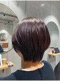 ショートボブ