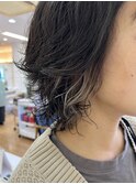 イヤリングカラー×ベージュ