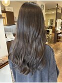 ブリーチの上から暗めの色を重ねたカラー