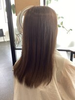 エフ(f) 艶感ストレート