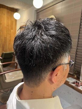 ムーン(moon) MEN’S HAIR/サーフカール/刈り上げセンターパート/武蔵小杉