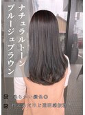グレージュ切りっぱなしボブ前髪ありミニボブミルクティベージュ