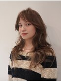 ドライ質感くせ毛ハイレイヤー／ナチュラルウェーブ