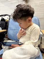 ユラ(YURA)&nbsp;キッズパーマ　【姫路/姫路駅/韓国風】