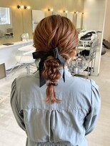 トパ タカオカ(topa takaoka)&nbsp;ミディアムヘア編みおろしアレンジ