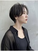 大人可愛い20代30代40代小顔前下がりハンサムショート