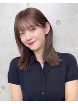 アルテ(ARTE)&nbsp;顔周りレイヤーで小顔見え透明感ブラウンベージュミディアム艶髪