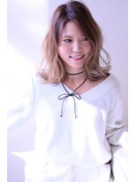 イースタイル 一社店(e style)&nbsp;グラデーションカラーのロブセミディースタイル