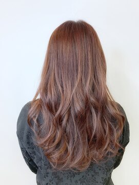 バズ ビー(BUZZ Bee) ツヤ感抜群のピンクブラウン