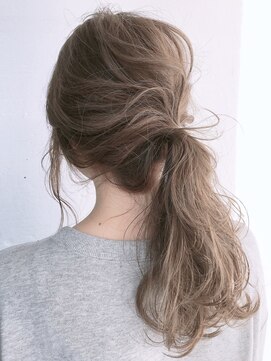 ペイププロドアイコン 博多(Peyp prod ICON) 博多　ポニーテールベージュ