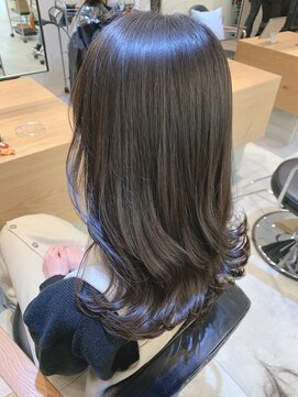 ジーナ 渋谷駅前(Zina) 大人かわいいくびれヘア×オリーブベージュカラー