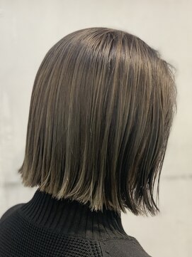 スタンス(stance) アディクシーで作るツヤ感アッシュカラー