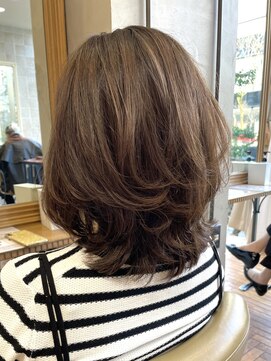 ビュートリアム 南青山(BEAUTRIUM) 大人上品レイヤースタイル　　20代30代40代