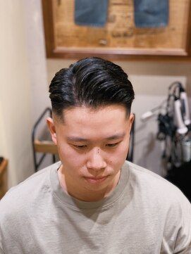 フォーコーナーズカットショップフェイビーズ 名古屋西(FourCornersCutShop favey's) サイドパート