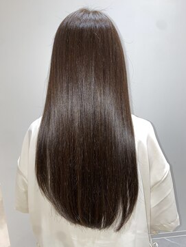 ノーティス(noTice) 20代30代40代ストレートアッシュベージュ髪質改善艶感カラー