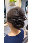 シニョンヘアアレンジ