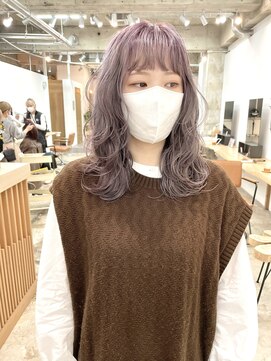 カシェル(cashel kishaba) ミディアムウルフ×ラベンダーグレージュ