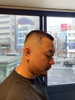 ミリオンバックス 上野(Million Bucks) 長め坊主フェード
