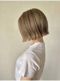 透明感グレージュ/ボブスタイル