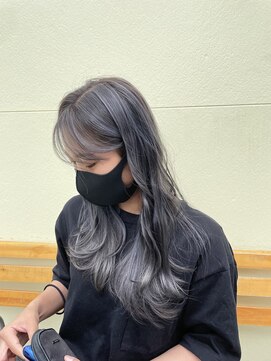 イッセイ(issei) ダブルカラー/ハイライト/ケアブリーチ