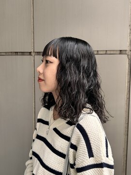 バズ ビー(BUZZ Bee) クルクルパーマ