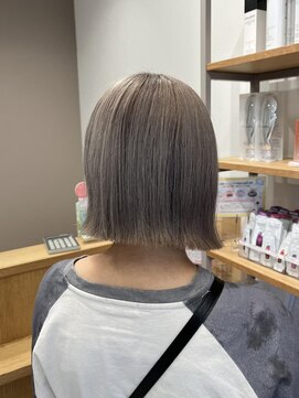 リル 新浜店(LiL) ワンレンボブ×グレージュカラー葉田1