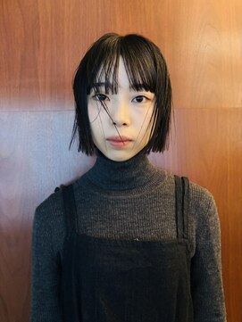 カシ 中目黒(CASI) ミニボブ/ボブ/インナーカラー/イヤリングカラー/イルミナカラー