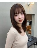 美髪イメチェンくびレイヤーミディアムワイドバングヘア