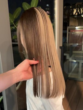 ヌル 表参道本店(Null) セクションカラー/デザインカラー/ブリーチカラー/表参道/原宿