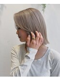 ハイトーンボブ切りっぱなしヘイリーボブブリーチダブルカラー