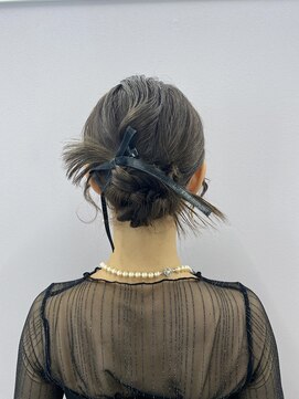 プルクラギンザ(PulchraGINZA) カチモリ／韓国風アップ／黒リボン／タイトスタイル/ヘアセット