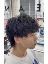 オーシャントーキョー 大阪(OCEAN TOKYO)&nbsp;シャドウパーマ波巻きパーマツーブロックマッシュショート