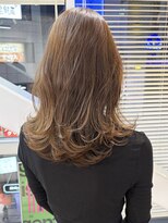 カシェル トウキョウ(Cashel Tokyo)&nbsp;ミディアムレイヤー レイヤーカット 顔まわりレイヤー 小顔 韓国