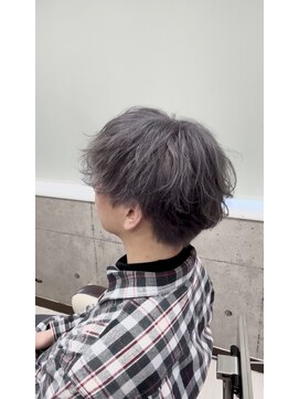プログレス つくば店(PROGRESS by ヂェムクローバーヘアー) シルバーカラー（2ブリーチ）