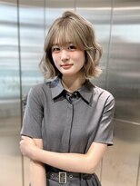 オーク 横浜(OAK) ハイトーン/切りっぱなしボブ/ミルクティー