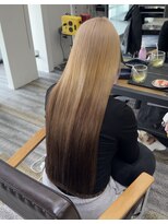 アフューズバイストゥー(Vfuse by StueW) 複雑履歴を活かすルーツカラー