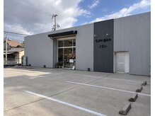 レイドバック 飾磨店(LAID-BACK)の雰囲気（西飾磨駅徒歩3分◆お店の前に広々8台分の駐車場がございます◎）