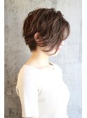 大人可愛い前下がりショート