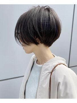 ソルト(Salt) コロンと丸みショート