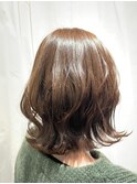 ベージュカラー×外ハネボブ