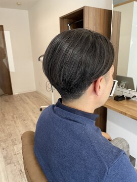 エイチヘアープロダクト(H hair product) 刈り上げマッシュショート