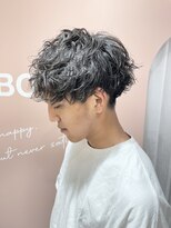 ラボリア(LABO li'a)&nbsp;前下がりスパイラルパーマ