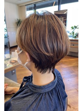 オアシスアヴェダ(OASIS AVEDA) ぼんきゅショート