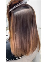 アム 表参道(am)&nbsp;小顔薄めバンググレージュレイヤーロング前髪パーマ黒髪