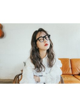 【中野/方南町】ツヤ感UP★赤みを消して抜け感を出し、自然な外国人風になれるシークレットカラーが人気！