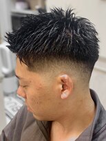 ミリオンバックス 神田店(Million Bucks)&nbsp;スパイキーショート/スペインカール<理容室>[メンズ/床屋/神田]