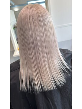 テクライズ 豊橋店(TECHRISE) ホワイトベージュカラー