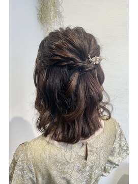 オギクボ ヴォイス(voice) ハーフアップ/大人ゆるめアレンジ