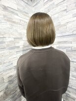 ヴィソップ(V.S.O.P)&nbsp;大人女性ショートに合う白髪染めカラーグレス