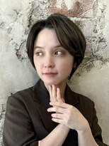 アフロート ルヴア(AFLOAT RUVUA)&nbsp;『岩田莉奈』40代50代お洒落な白髪染ショートボブ新宿ケアカラー